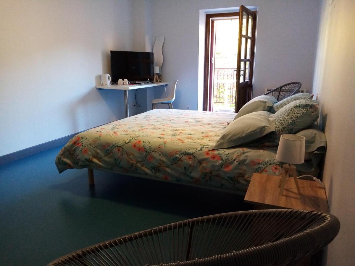 Auberge Du Marronnier Belmont-sur-Rance Kültér fotó